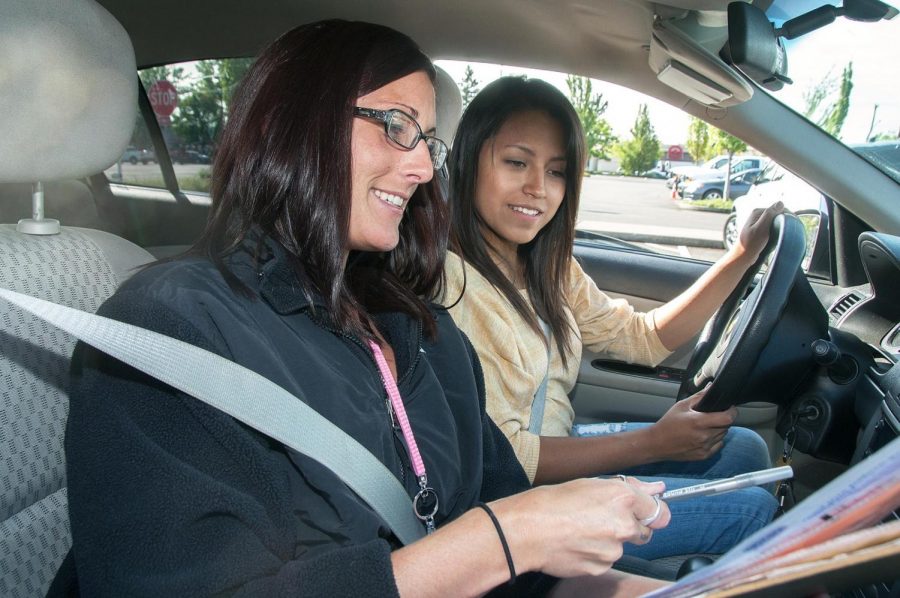 Important tips to help you pass your drivers test