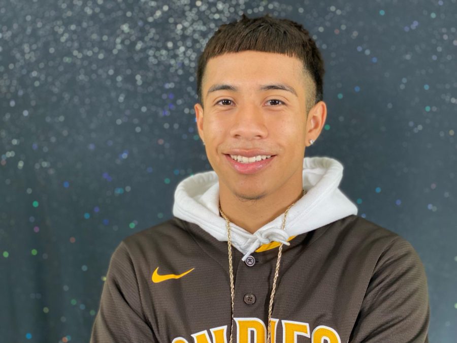 Damian Valdez is hustling to become the 2021 Homecoming King.