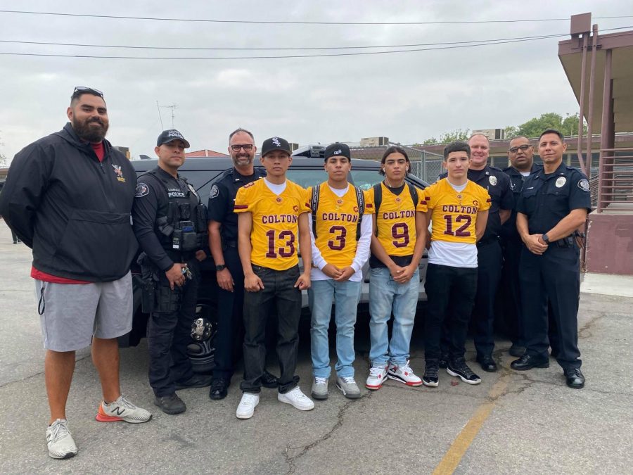 Colton PD recognized five Colton football players today for their contributions on the field as part of their Cops N Jocks program. Students featured (from left): Michael Razo, Gabriel Aparicio, Xavier Sandoval, and Steven Medina.