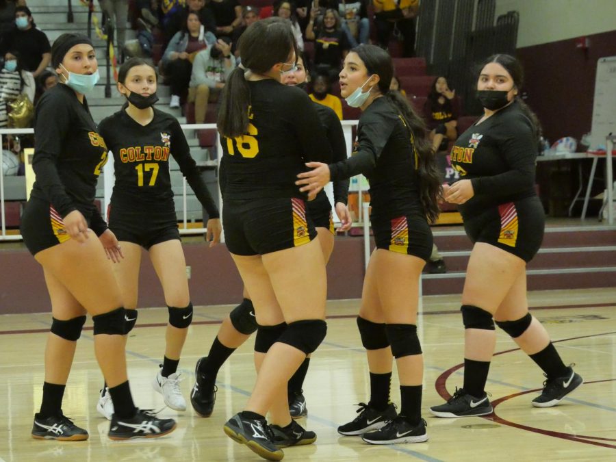 Senior Karime Parra brings her teammates together for one last rally against San Gorgonio. It wasnt enough, as the Yellowjackets fell, 3-0 to the Spartans.