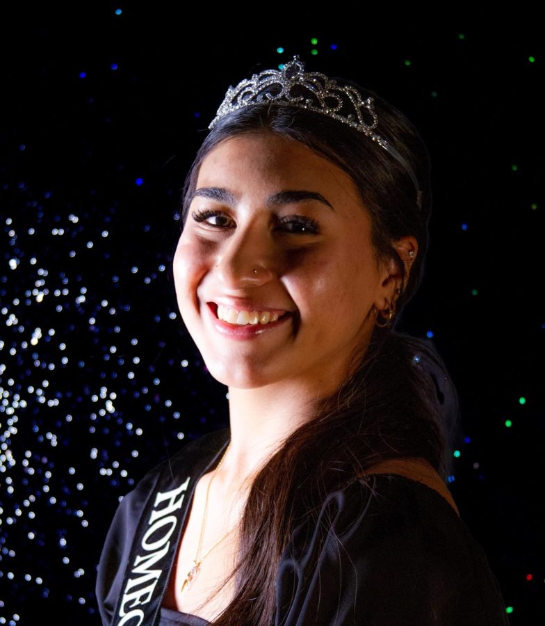 Stephanie+Alvarez+is+a+Link+Crew+leader+and+6-year+member+of+AVID.+She+is+running+for+2022+Homecoming+Queen.