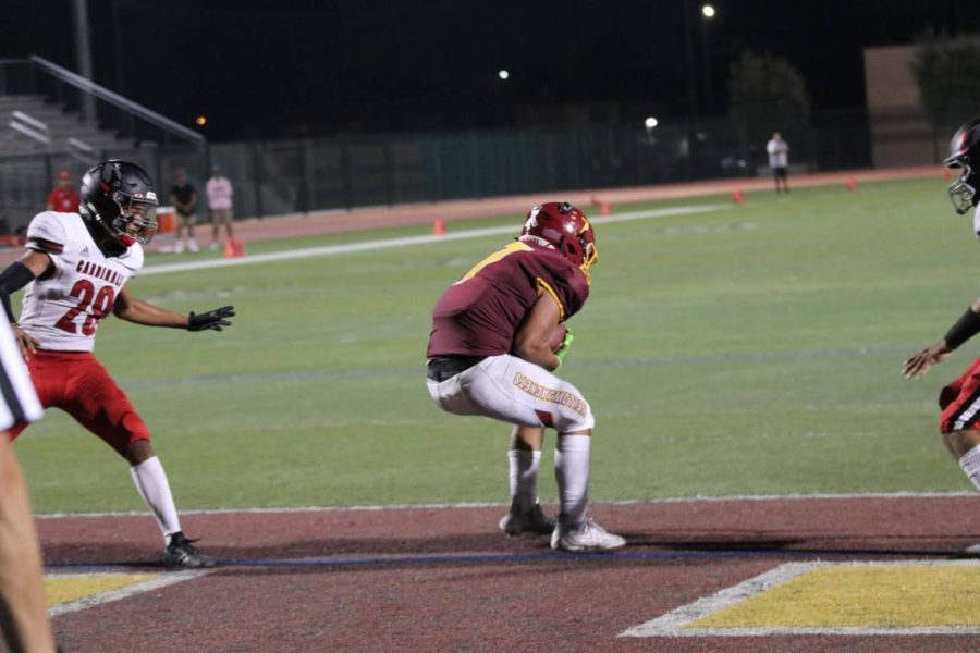 Damian Sanchez catches one of his two touchdowns in the third quarter.