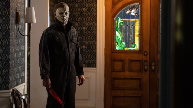 Michael Myers returns for the last installment of David Gordon Greens polarizing Halloween trilogy.