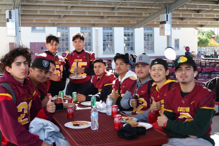 The team enjoys lunch provided by the Football Boosters and Golden Pizza and Wings. Featured from left: Abeal Sanchez, Damian Sanchez, Colton Suchil, Gael Parada, Nathaniel Martinez, Gabriel Aparicio, Matthew Fuentes, Adam Torres, Cesar Loera, James Gonzales.