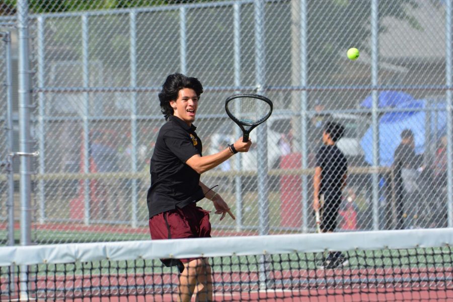Boys+tennis+faced+off+against+Northview+on+May+3%2C+losing+15-3+in+the+CIF+Wild+Card+match.