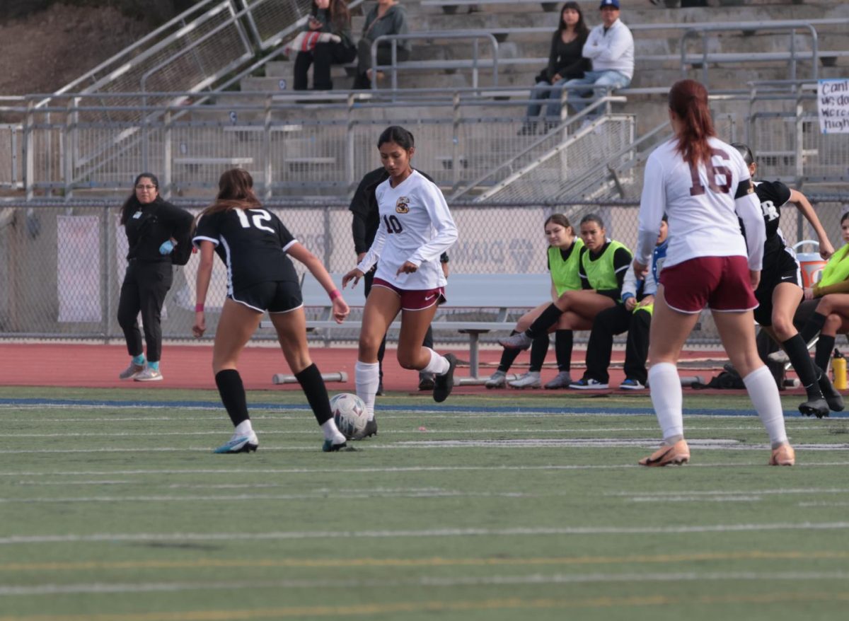 Asoralesi Rizo has Anna Bailey ready for the pass as she works to get the Panther defender out of position.