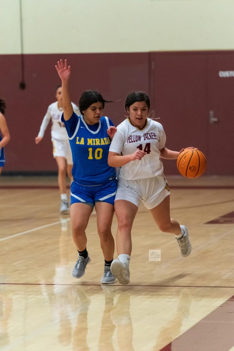 Naomi Ontiveros pushed hard all game, coming up with some timely scores in the third quarter when her team needed it most.